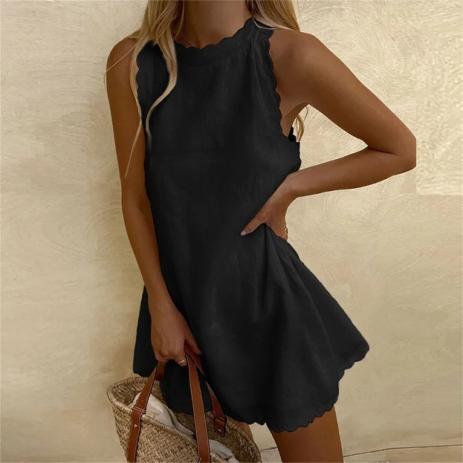 Lucía | Vestido Fresco de Verano de Lino con Bordes Ondulados para Mujer 1