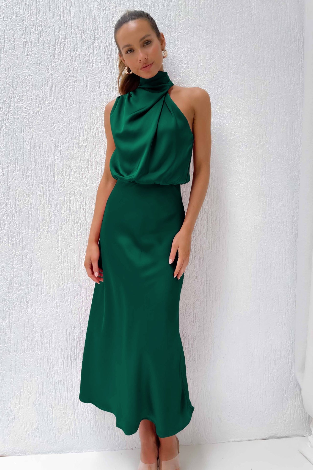 Lucía | Vestido Midi Satinado Halter Elegante para Mujer 9
