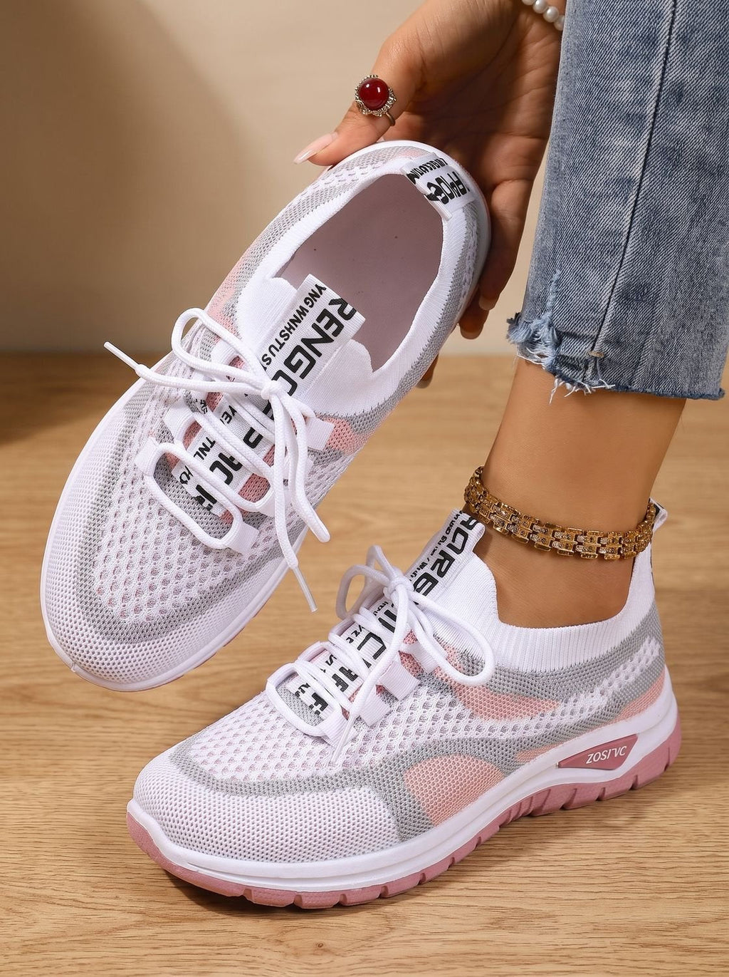 Zapatillas Aroa con cierre de cordones ajustable para mujer