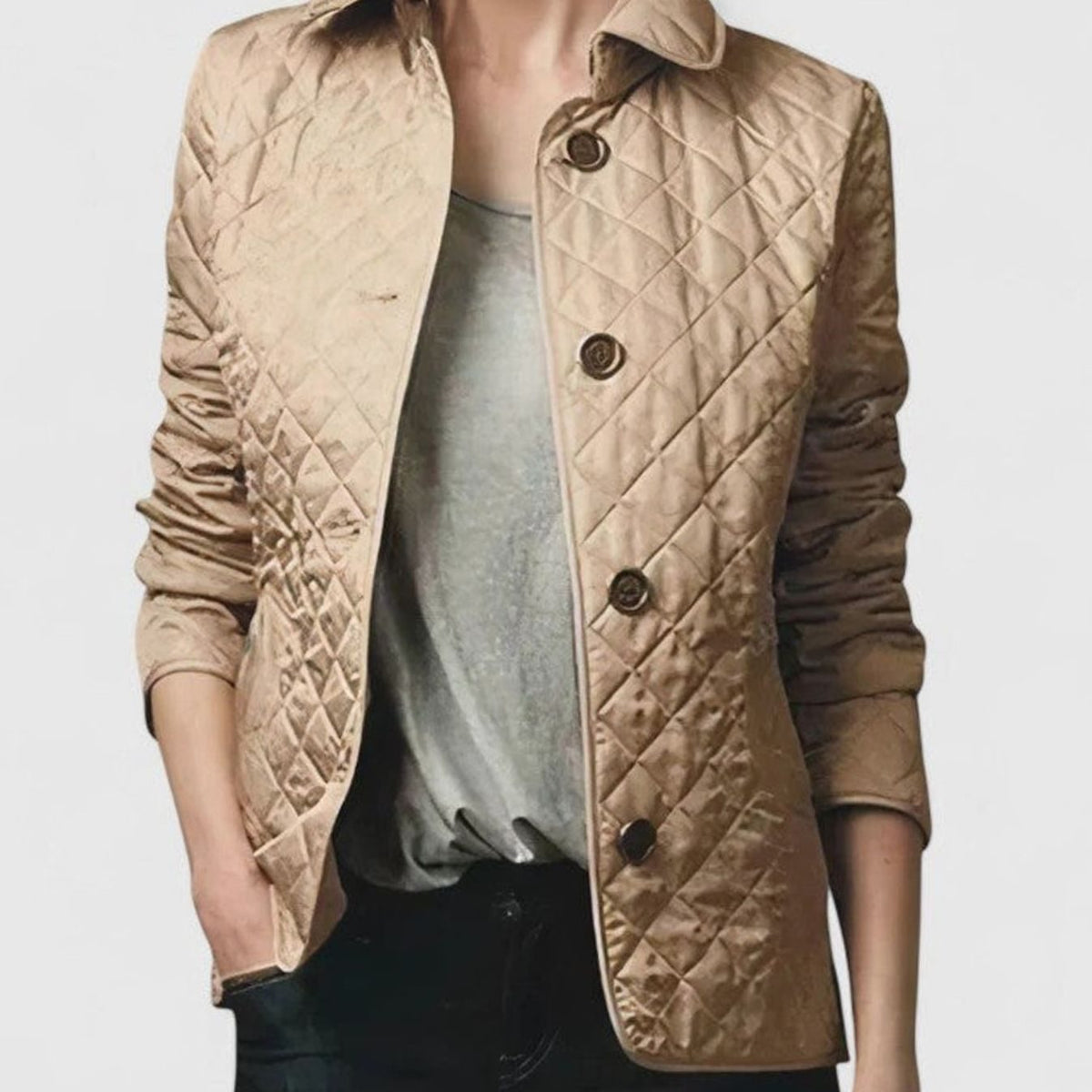 Chaqueta entallada de mujer combinada con vestido para una ocasión elegante
