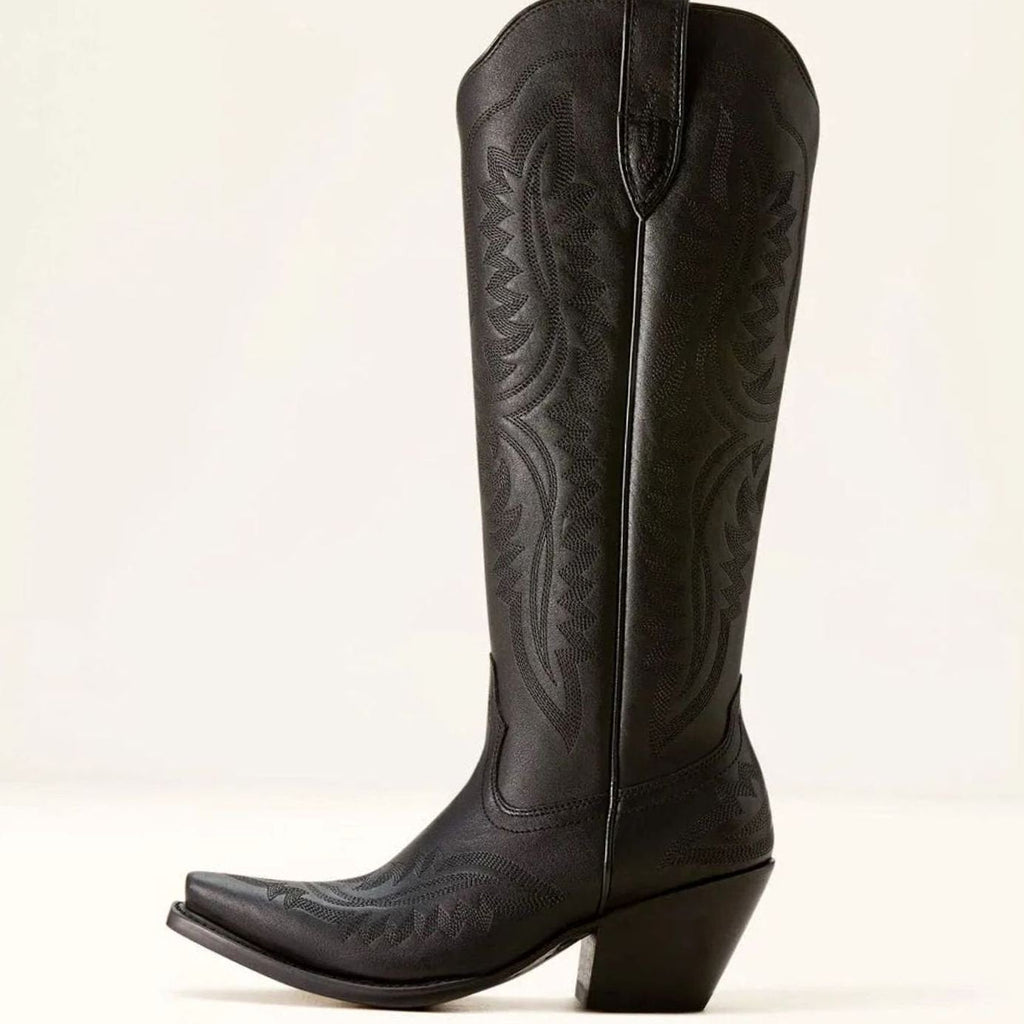 Botas western bordadas de mujer en varios ángulos