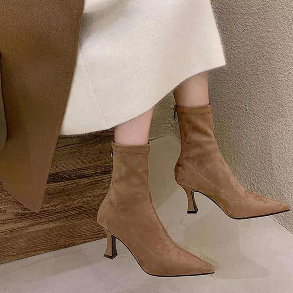 Botines de mujer con diseño pull-on sin cremallera ni cordones